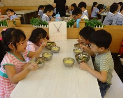 小学食堂承包